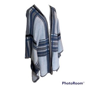 Skies are Blue Malaya Poncho Cardigan | Stitch Fix